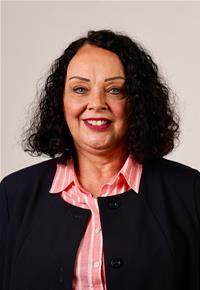 Cllr Lynn Stocks